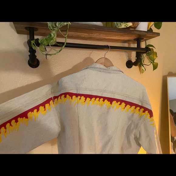 Cropped flame jacket - Picture 6 of 6